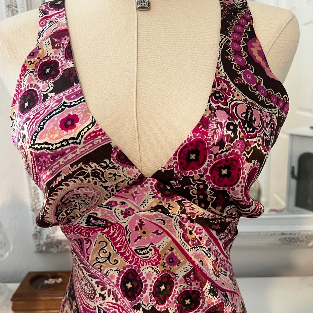 vintage y2k paisley patterned babydoll tank top with tie back - Picture 3 of 5